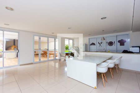 Área comum de apartamento para alugar com 2 quartos, 97m² em Vila Bertioga, São Paulo