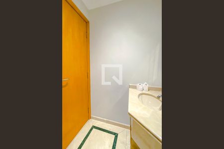 Apartamento para alugar com 299m², 3 quartos e 4 vagasLavabo