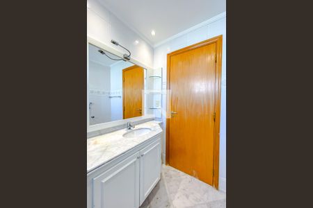 Apartamento para alugar com 299m², 3 quartos e 4 vagasBanheiro da Suíte 1