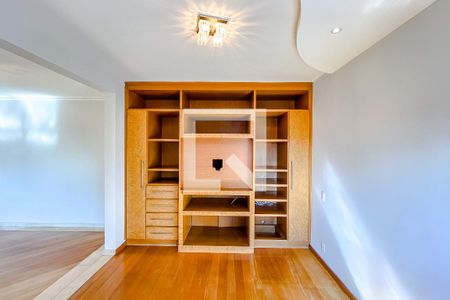 Apartamento para alugar com 299m², 3 quartos e 4 vagasSala de TV