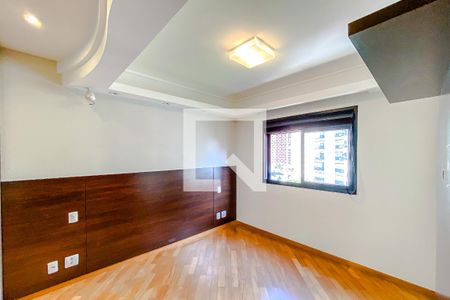 Apartamento para alugar com 299m², 3 quartos e 4 vagasQuarto 2 - Suíte