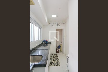 Apartamento à venda com 156m², 3 quartos e 3 vagas Apartamento à venda com 156m², 3 quartos e 3 vagasÁrea de Serviço