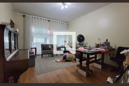 Sala de casa à venda com 3 quartos, 263m² em Vila Bastos, Santo André