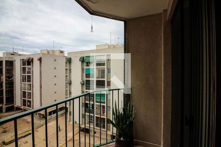 Varanda de apartamento para alugar com 3 quartos, 110m² em Guará II, Brasília