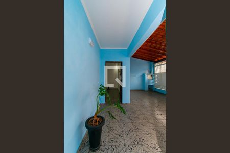 Casa à venda com 250m², 3 quartos e 4 vagas Casa à venda com 250m², 3 quartos e 4 vagasHall de entrada