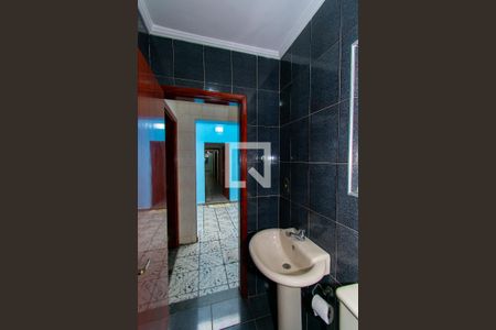 Casa à venda com 250m², 3 quartos e 4 vagas Casa à venda com 250m², 3 quartos e 4 vagasBanheiro de Serviço