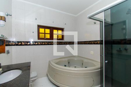 Casa à venda com 250m², 3 quartos e 4 vagas Casa à venda com 250m², 3 quartos e 4 vagasBanheiro da Suíte