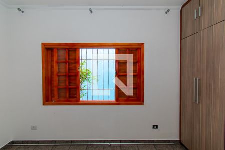 Casa à venda com 250m², 3 quartos e 4 vagas Casa à venda com 250m², 3 quartos e 4 vagasSuíte