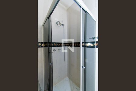 Casa à venda com 250m², 3 quartos e 4 vagas Casa à venda com 250m², 3 quartos e 4 vagasBanheiro da Suíte