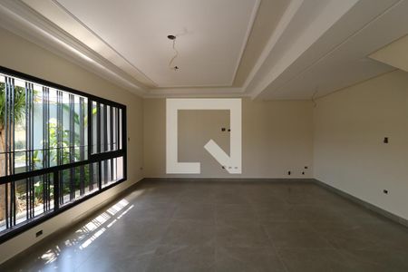 Casa à venda com 190m², 3 quartos e 2 vagasSala