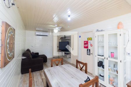 Sala/Cozinha de casa à venda com 3 quartos, 180m² em Niterói, Canoas