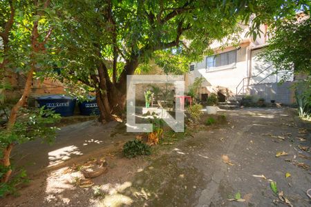 Quintal de casa à venda com 2 quartos, 360m² em Riacho das Pedras, Contagem