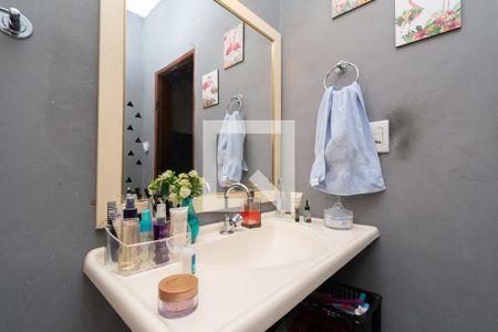 Banheiro da Suíte de casa à venda com 2 quartos, 360m² em Riacho das Pedras, Contagem