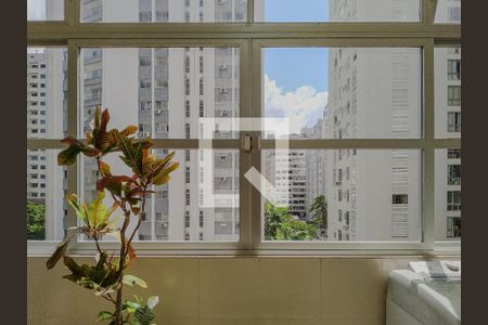 Apartamento para alugar com 100m², 3 quartos e 1 vagaÁrea de Serviço