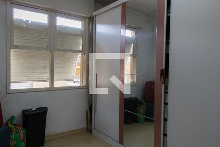Quarto 1 de apartamento para alugar com 2 quartos, 56m² em Cristal, Porto Alegre