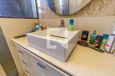 Apartamento à venda com 540m², 5 quartos e 3 vagasBanheiro da Suíte 3