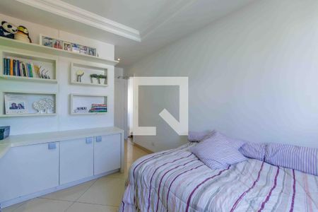 Apartamento à venda com 540m², 5 quartos e 3 vagasSuíte 2