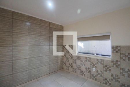 Casa para alugar com 70m², 1 quarto e sem vaga Casa para alugar com 70m², 1 quarto e sem vagaQuarto