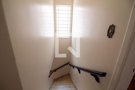 Escada de casa à venda com 2 quartos, 140m² em Chácara Santo Antônio (zona Sul), São Paulo