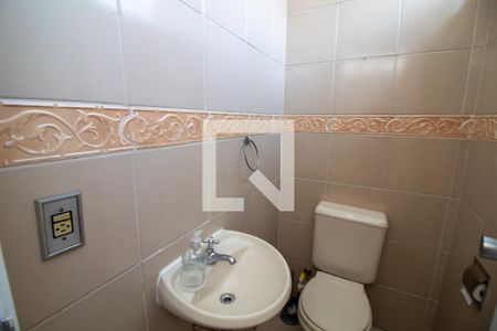 Casa à venda com 140m², 2 quartos e 1 vagaLavabo