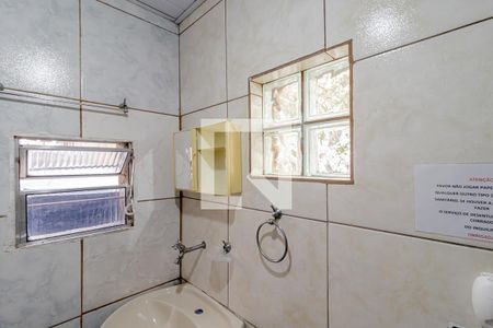 Banheiro de apartamento para alugar com 1 quarto, 28m² em Aclimação, São Paulo