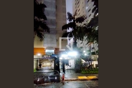 Apartamento à venda com 160m², 4 quartos e 2 vagas Apartamento à venda com 160m², 4 quartos e 2 vagasFachada