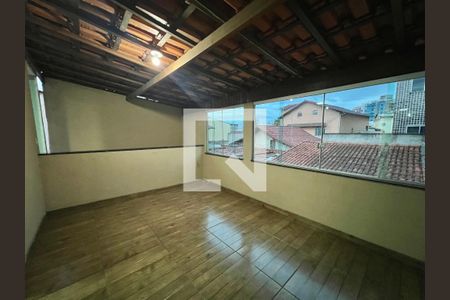 Casa à venda com 170m², 4 quartos e 2 vagasCasa 2 - sala