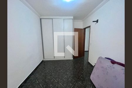 Casa à venda com 170m², 4 quartos e 2 vagasQuarto 2 