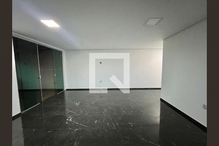 Casa à venda com 170m², 4 quartos e 2 vagasCasa 2 - sala