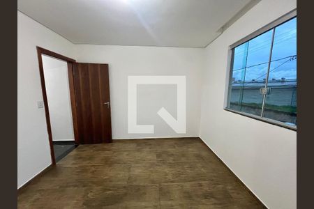 Casa à venda com 170m², 4 quartos e 2 vagasCasa 2 - Quarto 2