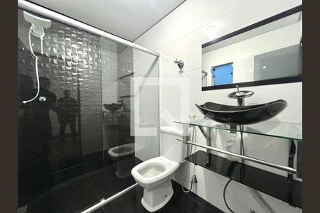 Casa à venda com 170m², 4 quartos e 2 vagasCasa 2 - Banheiro 2