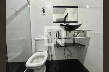 Casa à venda com 170m², 4 quartos e 2 vagasCasa 2 - Banheiro 2