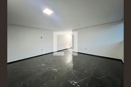 Casa à venda com 170m², 4 quartos e 2 vagasCasa 2 - sala