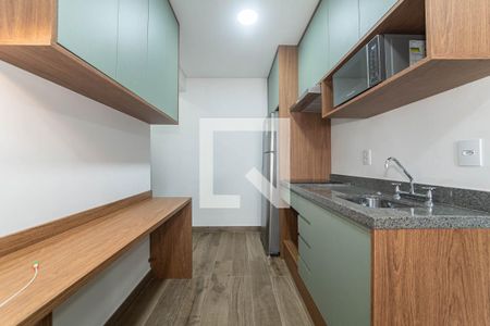 Cozinha de apartamento para alugar com 1 quarto, 25m² em Brooklin Paulista, São Paulo