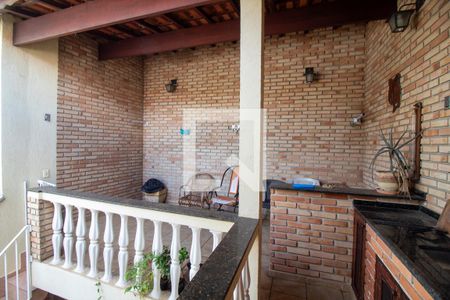 Casa à venda com 125m², 3 quartos e 2 vagas Casa à venda com 125m², 3 quartos e 2 vagasVaranda Gourmet