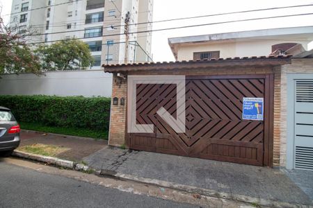 Casa à venda com 125m², 3 quartos e 2 vagas Casa à venda com 125m², 3 quartos e 2 vagasFachada