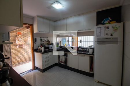 Casa à venda com 125m², 3 quartos e 2 vagas Casa à venda com 125m², 3 quartos e 2 vagasCozinha