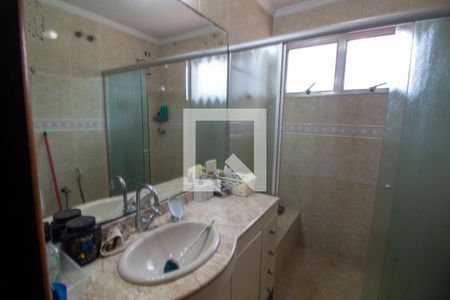 Casa à venda com 125m², 3 quartos e 2 vagas Casa à venda com 125m², 3 quartos e 2 vagasBanheiro da Suíte