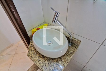 Lavabo de casa à venda com 2 quartos, 65m² em Vila Bonilha, São Paulo