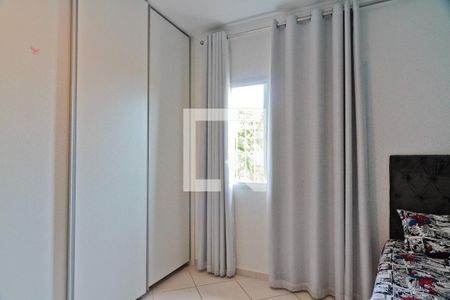 Casa à venda com 65m², 2 quartos e 2 vagasQuarto 2