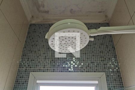 Casa à venda com 65m², 2 quartos e 2 vagasBanheiro