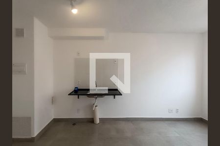 Sala/Cozinha de apartamento à venda com 1 quarto, 24m² em Água Branca, São Paulo