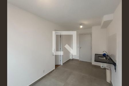 Sala/Cozinha de apartamento à venda com 1 quarto, 24m² em Água Branca, São Paulo