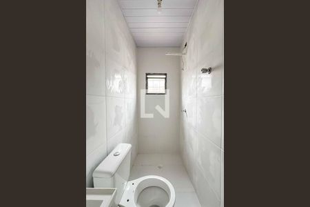 Banheiro de kitnet/studio para alugar com 1 quarto, 30m² em Água Branca, São Paulo