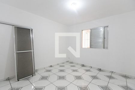 Quarto 1  de casa à venda com 3 quartos, 100m² em Vila Carmosina, São Paulo