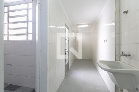 Casa à venda com 100m², 3 quartos e 1 vagaÁrea de Serviço
