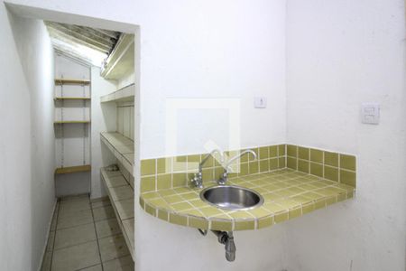 Casa para alugar com 100m², 2 quartos e sem vagaDespensa