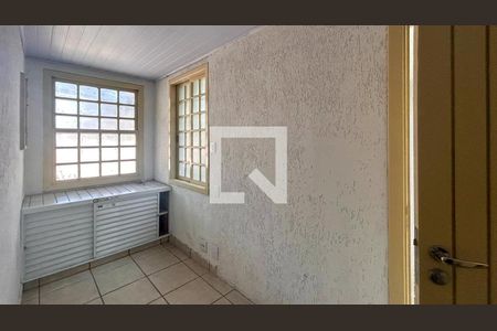 Casa para alugar com 100m², 2 quartos e sem vagaÁrea de Serviço