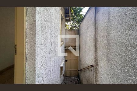 Casa para alugar com 100m², 2 quartos e sem vagaÁrea Externa