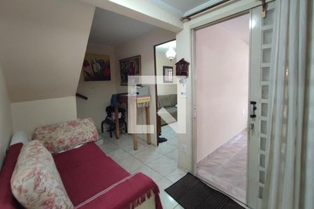Sala de TV de casa à venda com 3 quartos, 150m² em Vila Iapi, Campinas